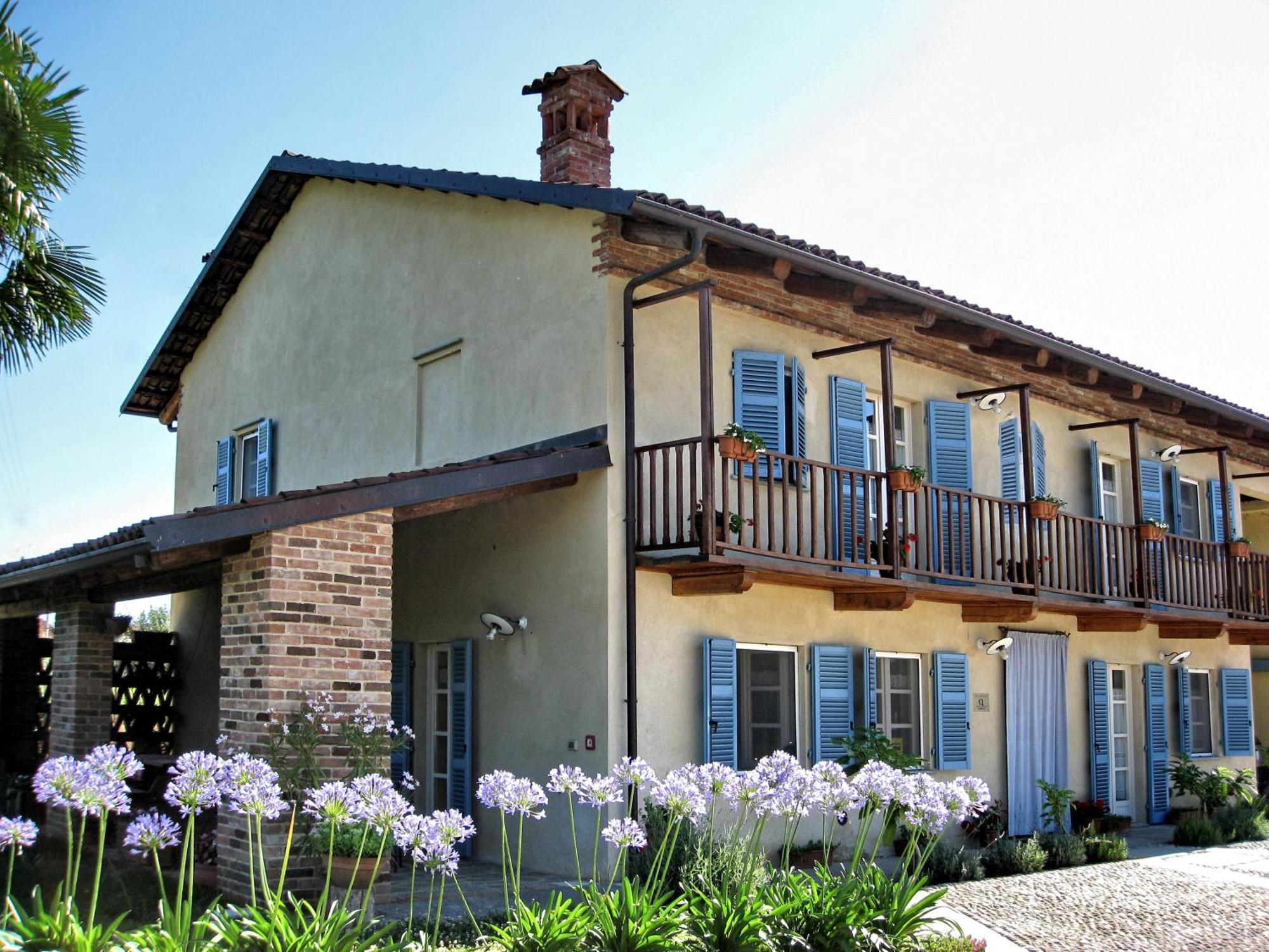 Agriturismo Cascina Ponchietta Montà Exteriör bild